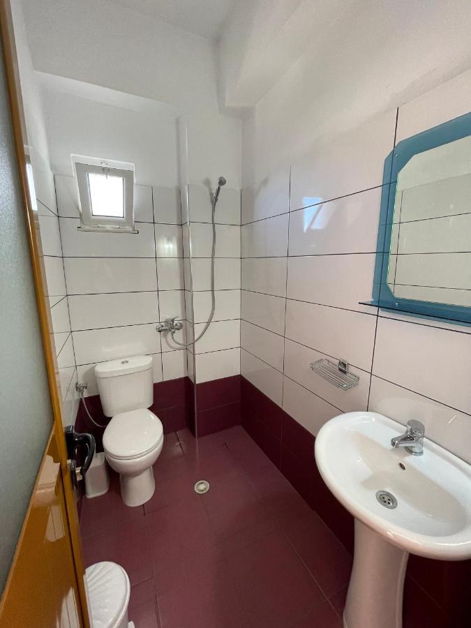 Villa Xhevdet Sarandë 外观 照片