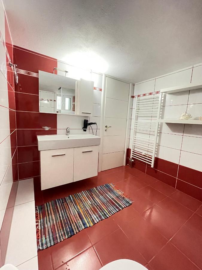 Villa Xhevdet Sarandë 外观 照片