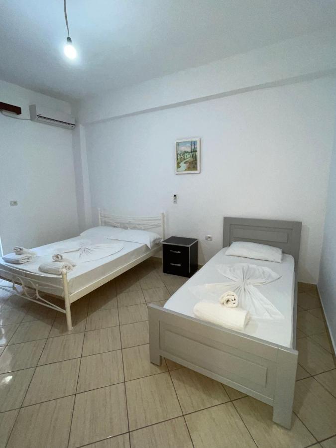 Villa Xhevdet Sarandë 外观 照片