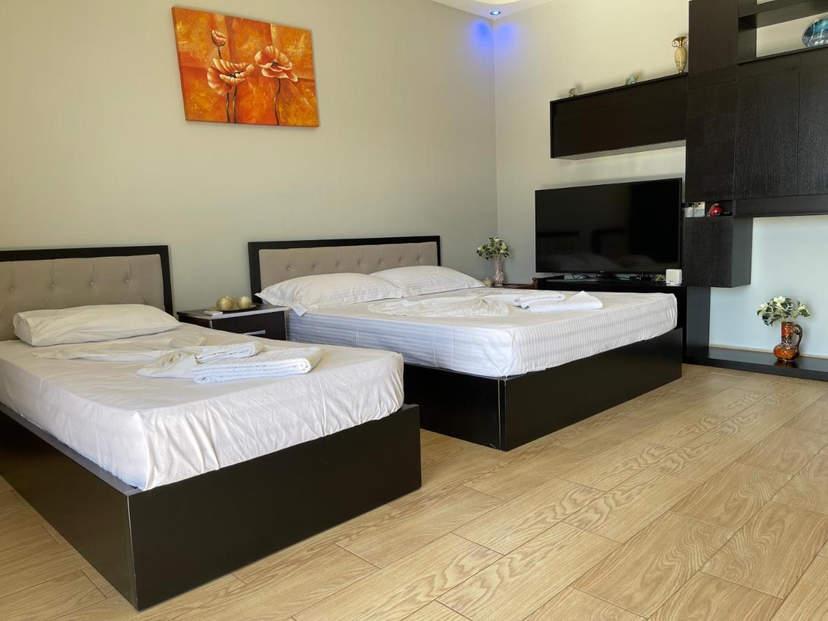 Villa Xhevdet Sarandë 外观 照片