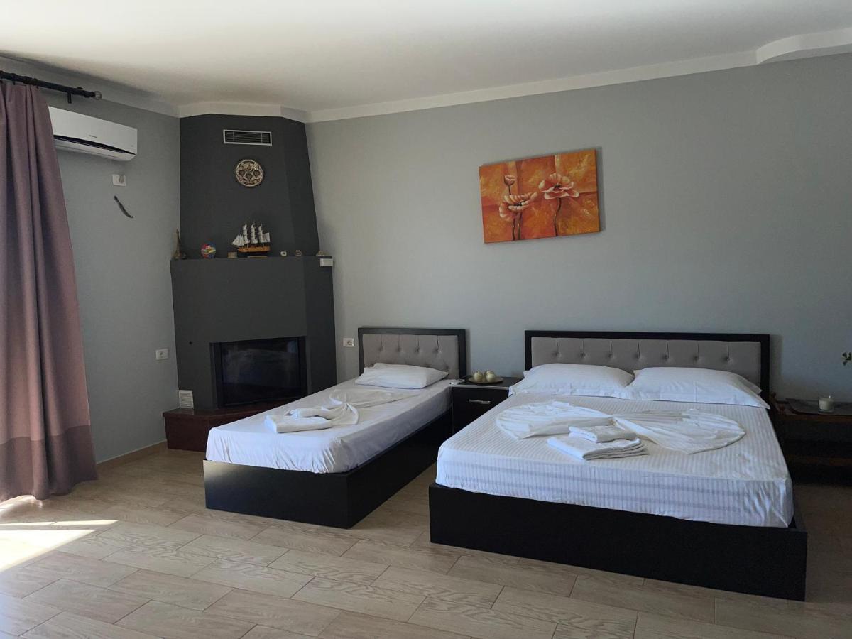 Villa Xhevdet Sarandë 外观 照片