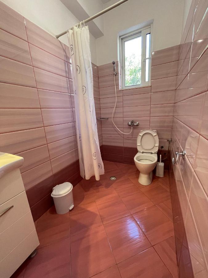 Villa Xhevdet Sarandë 外观 照片