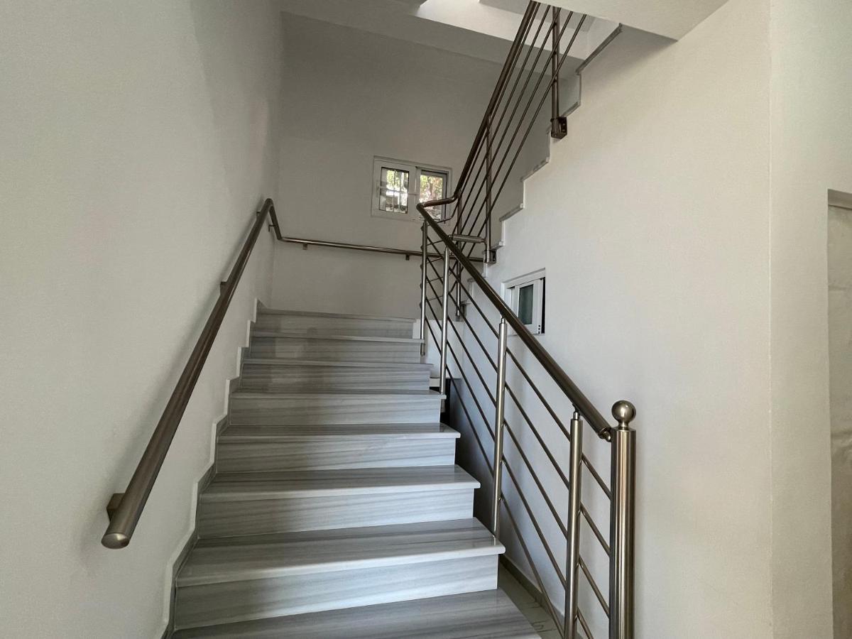 Villa Xhevdet Sarandë 外观 照片