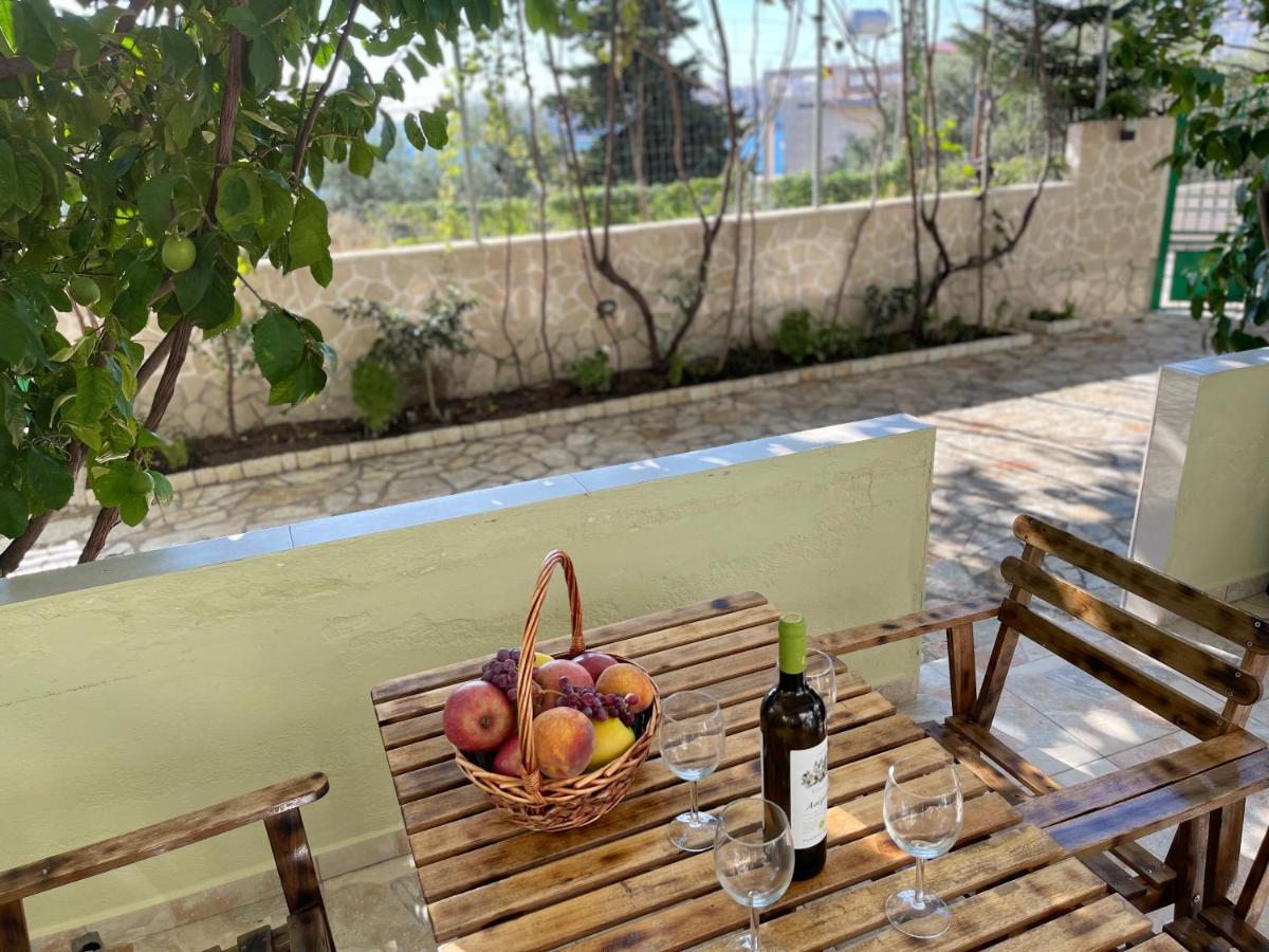 Villa Xhevdet Sarandë 外观 照片