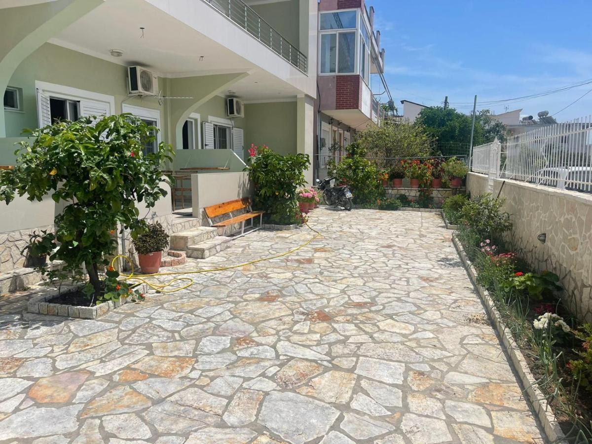 Villa Xhevdet Sarandë 外观 照片